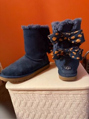 UGG Bailey Bow II Retro Spots Boots In Ocean Blue Size 6